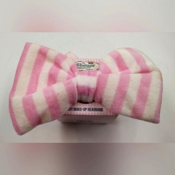 Free Spa Makeup Headband Pink White Stripe Holiday Ornament Beauty New! - Picture 1 of 7